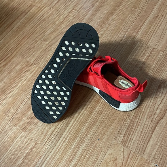 Adidas - Picture 8 of 9